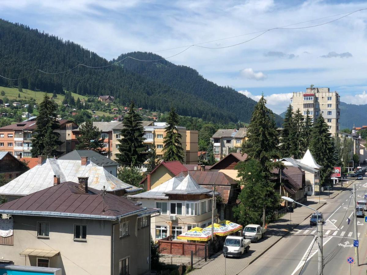 View apartment Câmpulung Moldovenesc Buitenkant foto